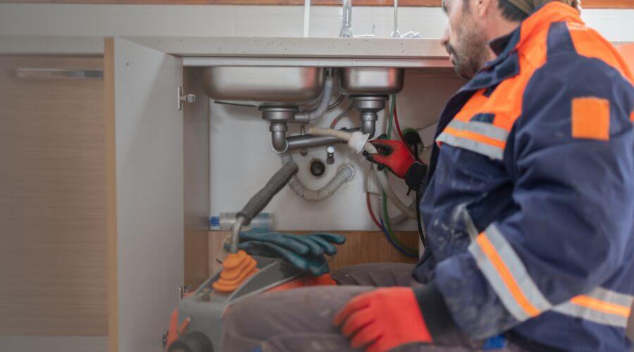 Professional tankless water heater installation services in Rohrersville, MD
